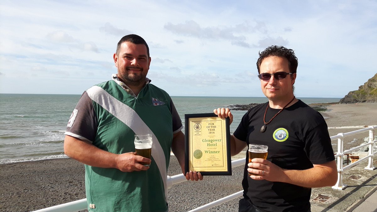 CeredigionCAMRA's tweet photo. Best pub in the West is in sunny #Aberystwyth. Well done @CAMRA_Official West Wales Pub of the Year @Theglengower. https://t.co/LkKDuVVDJF