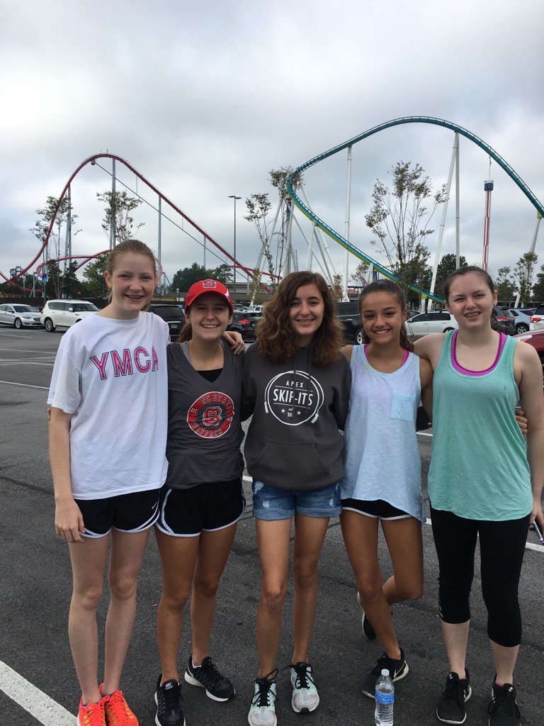 Sizzlin' Salamanders @ Carowinds!! Ready to rock the coasters😎