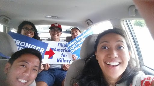 kayagrassroots's tweet photo. KAYA heading down to VA Beach to canvass for @HFA @AAPIforHillary #FilAmsforHillary https://t.co/8NPNVabRrL
