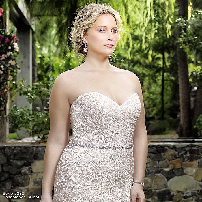CasablancaBrida's tweet photo. In case you missed it, our #GownOfTheWeek was #Style2252, Hyacinth, as shown here in our #ClassicFit, or plus size … https://t.co/O6DUdqBdSL
