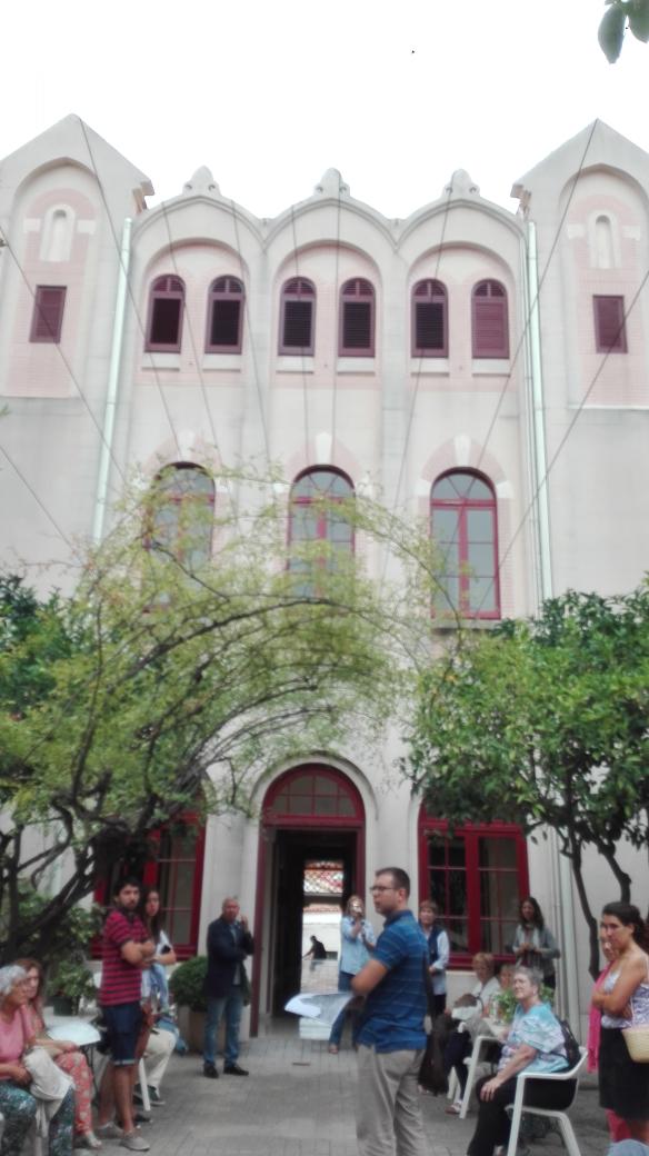 La Casa Benèfica del <a href="/elmasnou_cat/">Ajuntament del Masnou</a> té un claustre interior que connecta les diverses zones de l'edifici #JEP2016