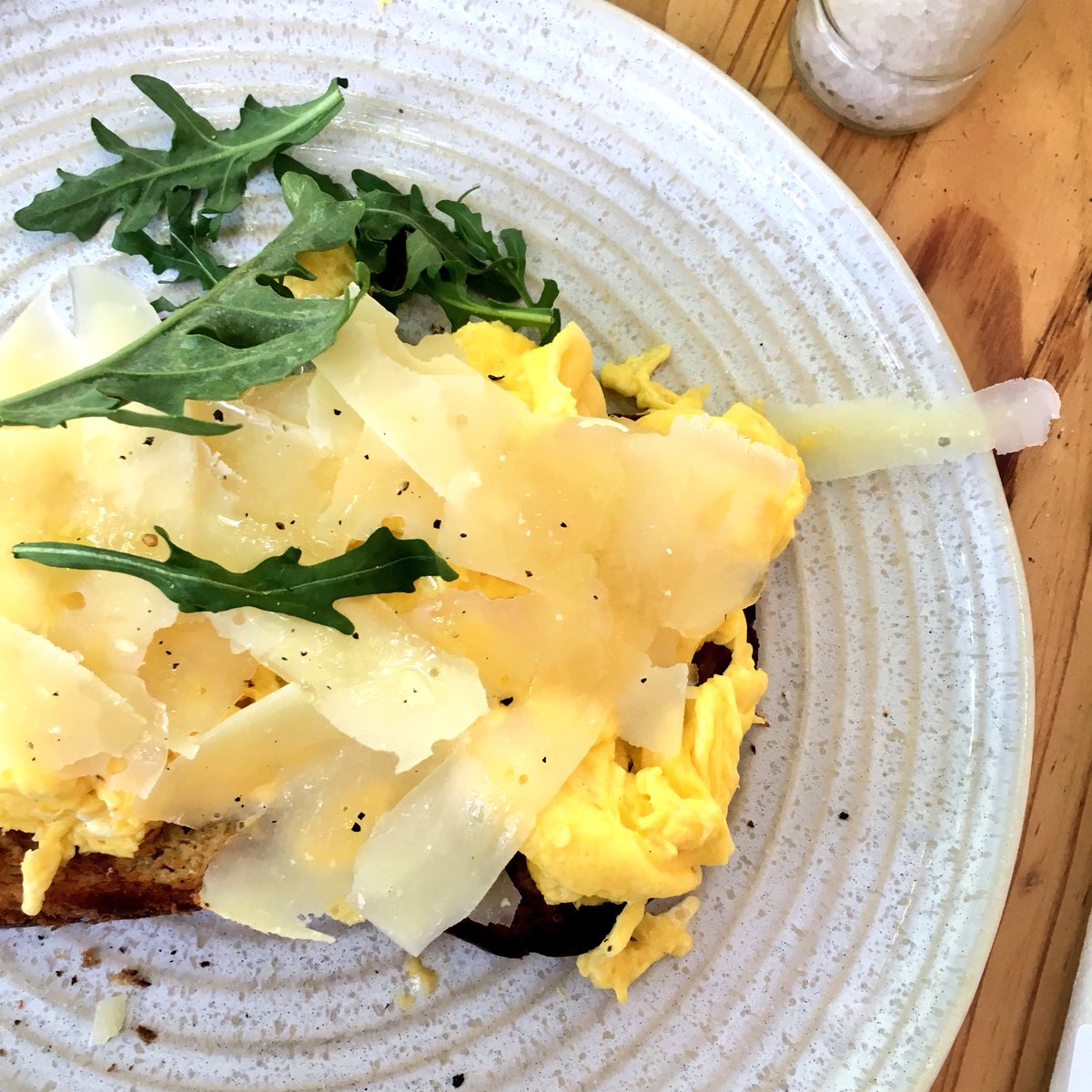 Omg! 😍 Millionaire's Toast at <a href="/MerakiLiving/">Meraki</a> 👀💭 #LoveLOKAL 🇿🇦