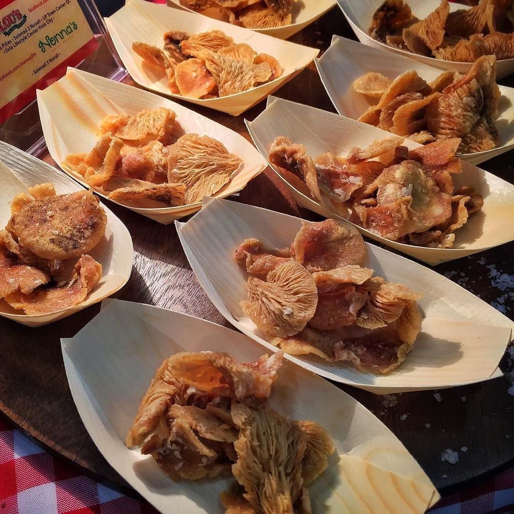antondiaz's tweet photo. Fried #oystermushroom #chicharons
That's right folks all the guilt without the fat :) thank you @nonnasph
#ultima… https://t.co/muBhZexHXX