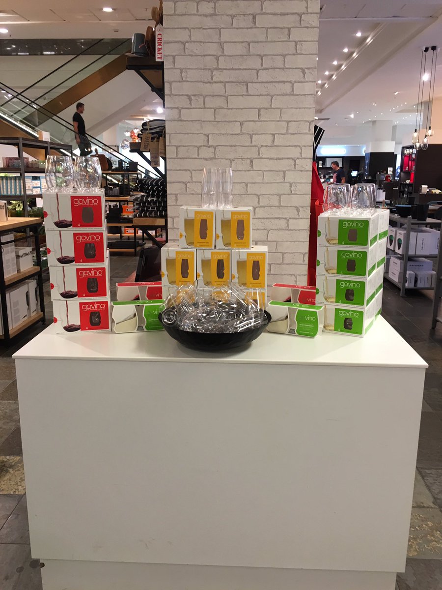 Govinowine's tweet photo. Looking pretty good in Selfridges today https://t.co/446T2Td0hT