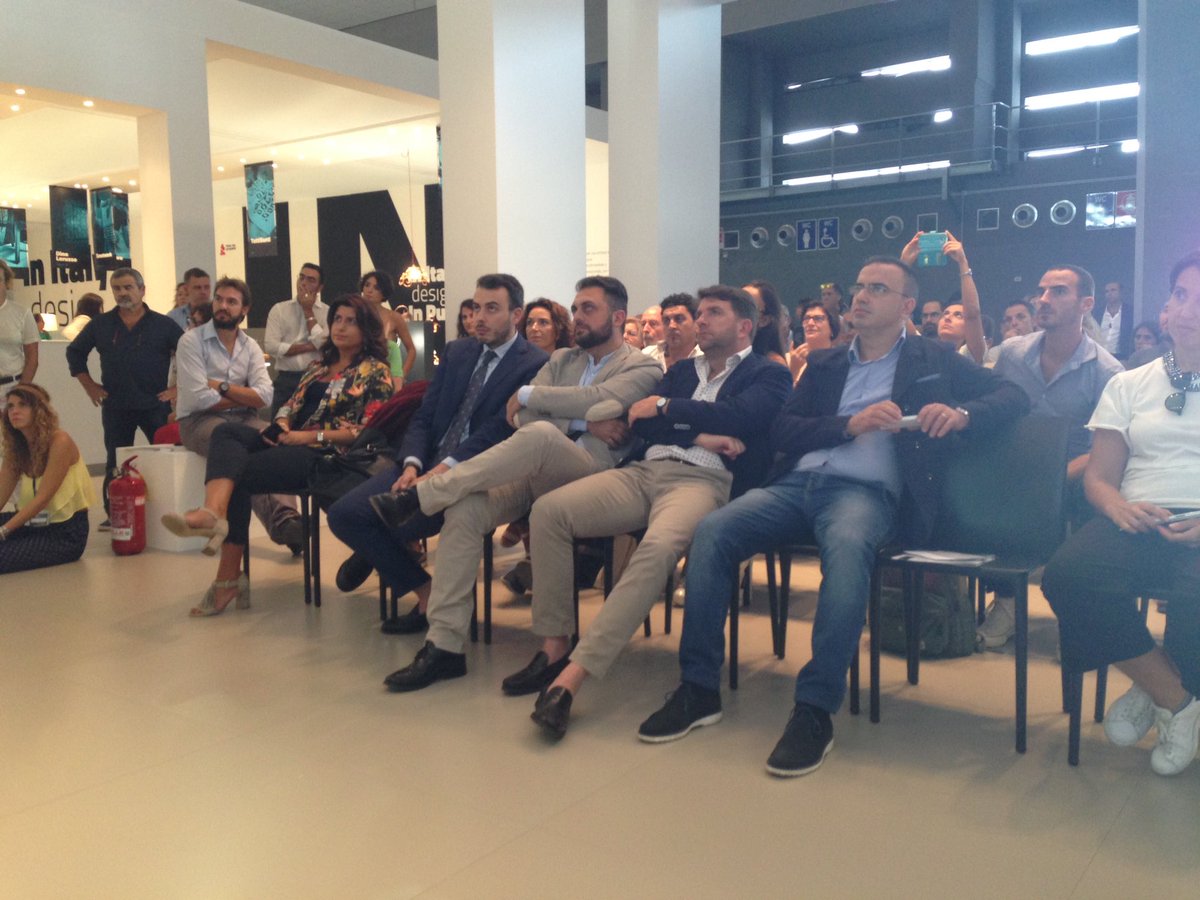 apulianstyle's tweet photo. Evento MAS 2016. @FieraDelLevante #InItalyDesignInPuglia #pugliadesignstore https://t.co/Yu9LhMjoRT