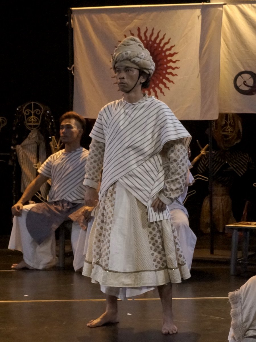 <a href="/gunawanmaryanto/">Gunawan Maryanto</a> sbgYudhistira dlm Mahabharata Part 3 yg pentas tgl 24-25 Sept nanti
Reservasi di +6282136770900