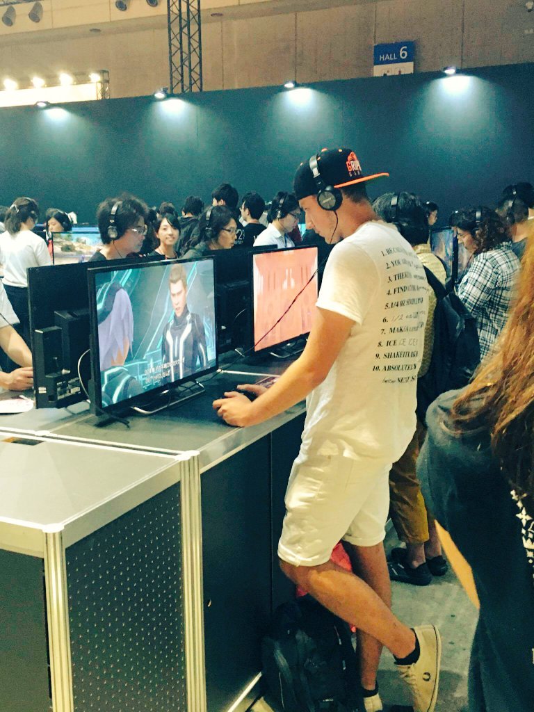 Gripker.com tweet media