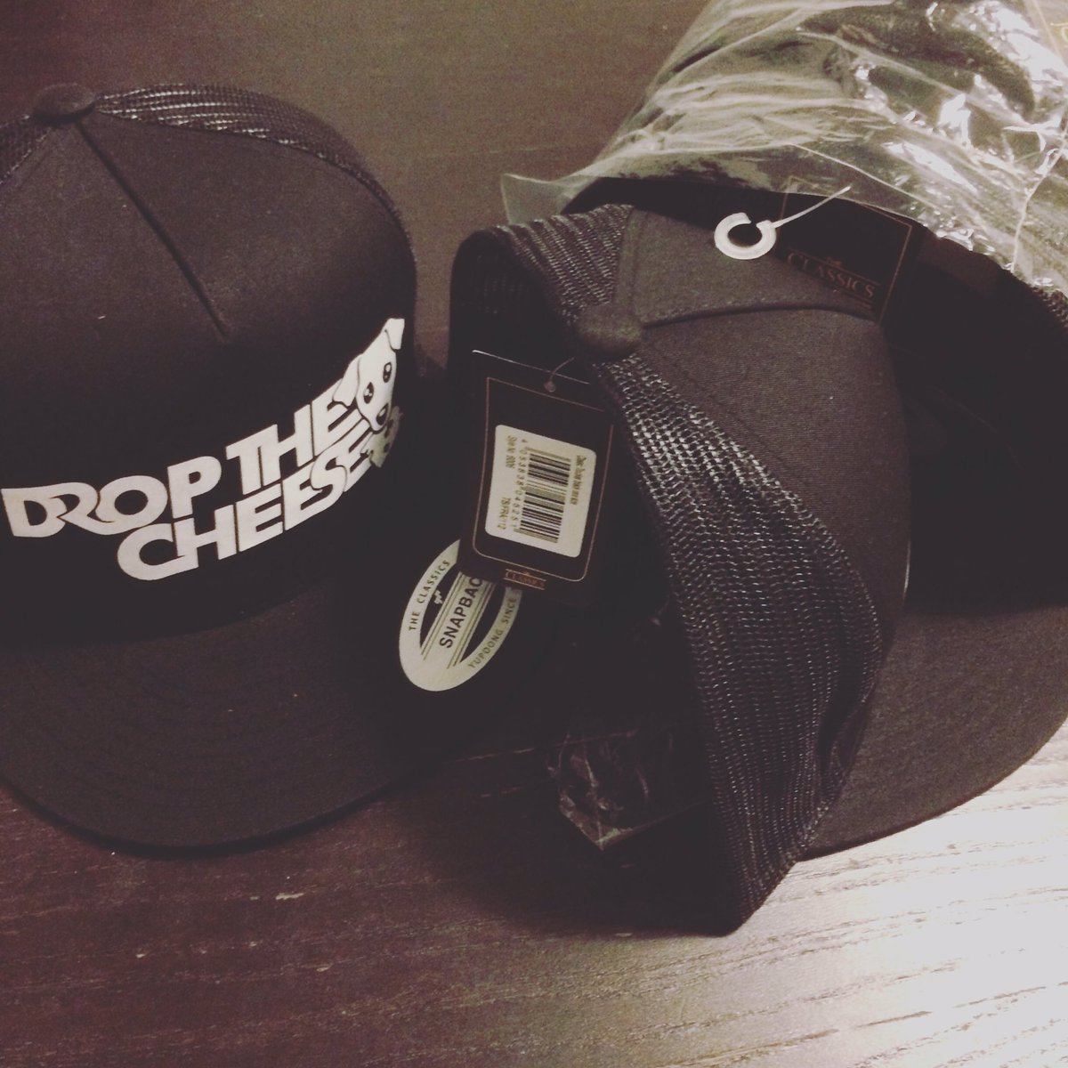 DTCrealboyband's tweet photo. 😍💖😱
#dropthecheese #life #wearedtc #tourlife #edmlife #djlife #snapback #truckerhat #merch #swag #clickagency https://t.co/rJTIM5ohyu