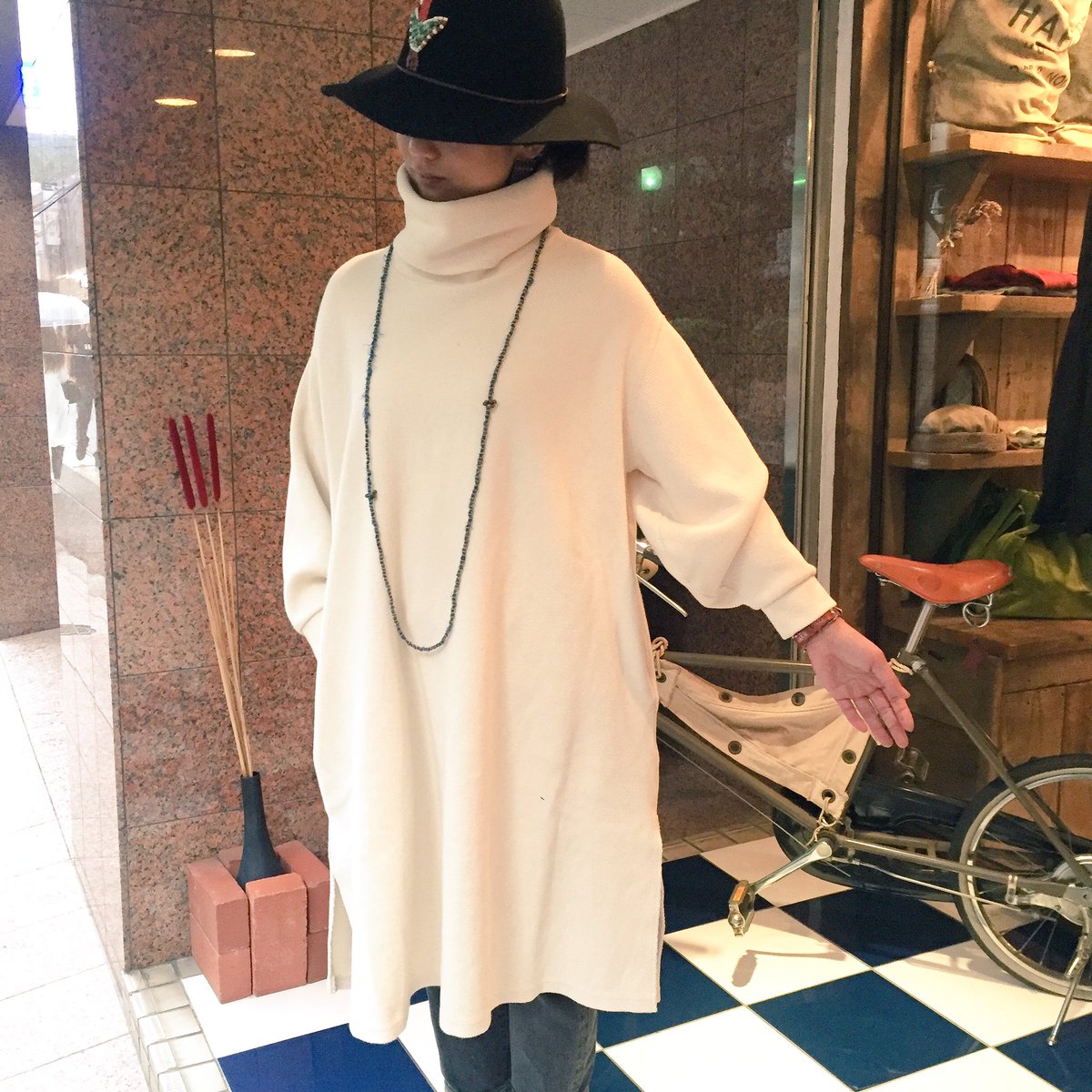 Kapital Hakata En Twitter ヘビーワッフル ハイネックベルジbigワンピース 入荷しました 保温性に優れたコットン100 のワッフル素材で さりげなくこの秋冬の主役として活躍するアイテムです Color キナリ Size 0 1 16 800 Tax