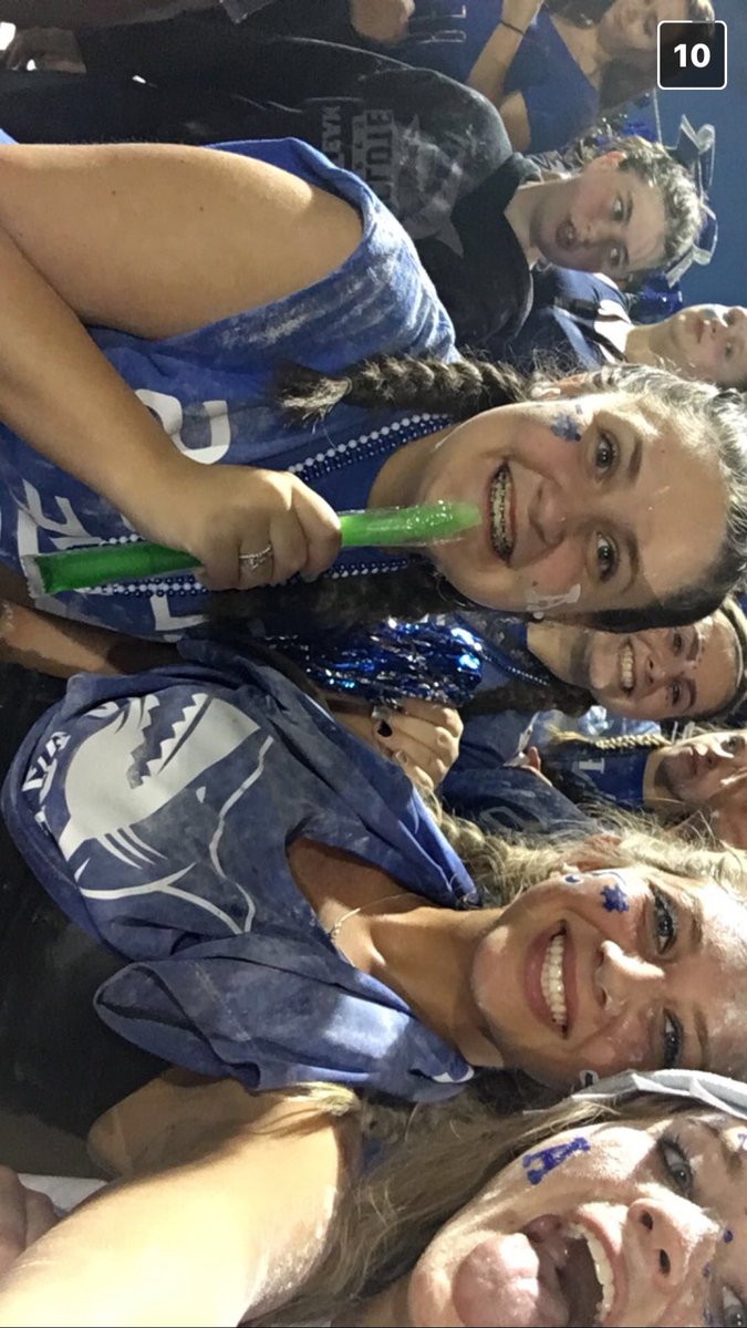 brookemarotta's tweet photo. #Clotewayornoway ⚪️🔵 https://t.co/aVKJ93fokx
