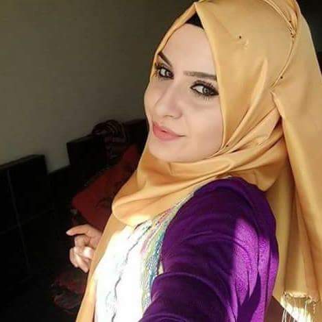 2745fjc's tweet photo. الوردة هي أنثى ، والسنبلة هي أنثى ، والفراشة ، والأغنية ، والنحلة ، والقصيدة هي أنثى هل يوجد أجمل من الأنثى 

#زنوبه https://t.co/C8DRGTKBNU