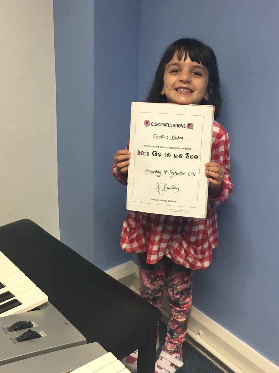 solihullmusic's tweet photo. Congratulations Christine and Maisie! Book 1 JPFK keyboard completed! So proud! #Musiclessons #StarMusicians https://t.co/SjMqep1gUE
