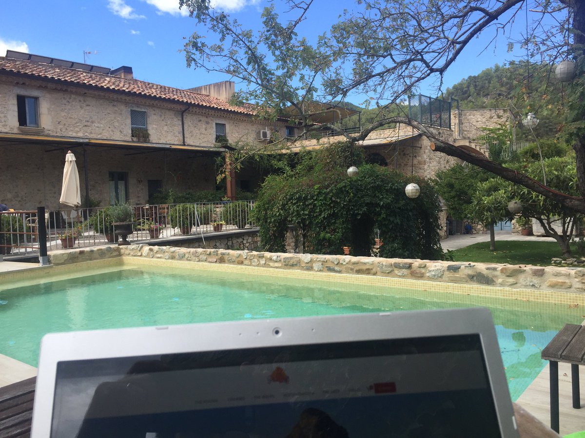 balbinof's tweet photo. Not the worst place to give the final touch to the new version of @_PeakMe_ 's website #BBrecommends #AltEmpordà https://t.co/dY0p6boQD4