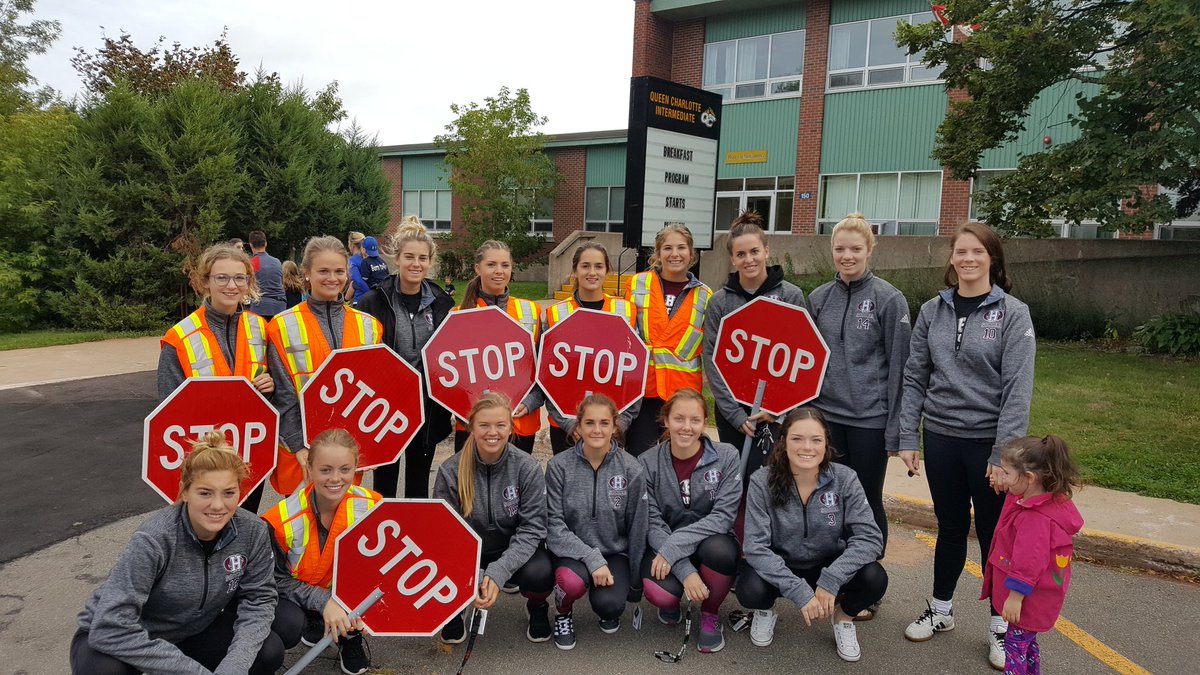 CanesWSoccer's tweet image. Beautiful morning with @PEIRoadrunners at the ADL mile!