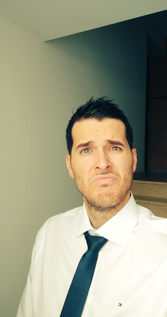 Perxitaa's tweet photo. Me voy de boda... :D https://t.co/lTteFBRe7C
