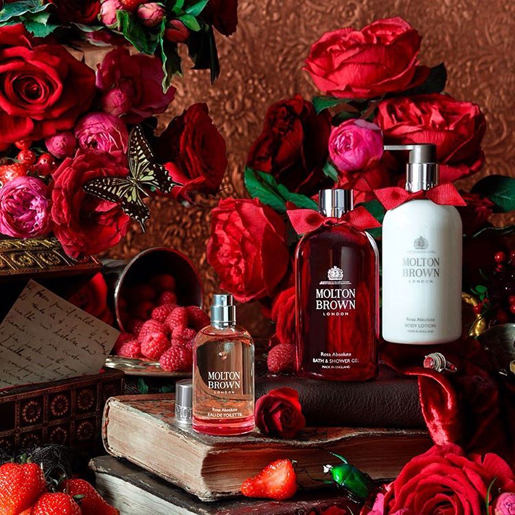 yasmallad's tweet photo. Discover #MoltonBrown’s new #RosaAbsolute: Italian rose oil, blackcurrant &amp; geranium, now available in #YasMall https://t.co/c0ilFTfd2o