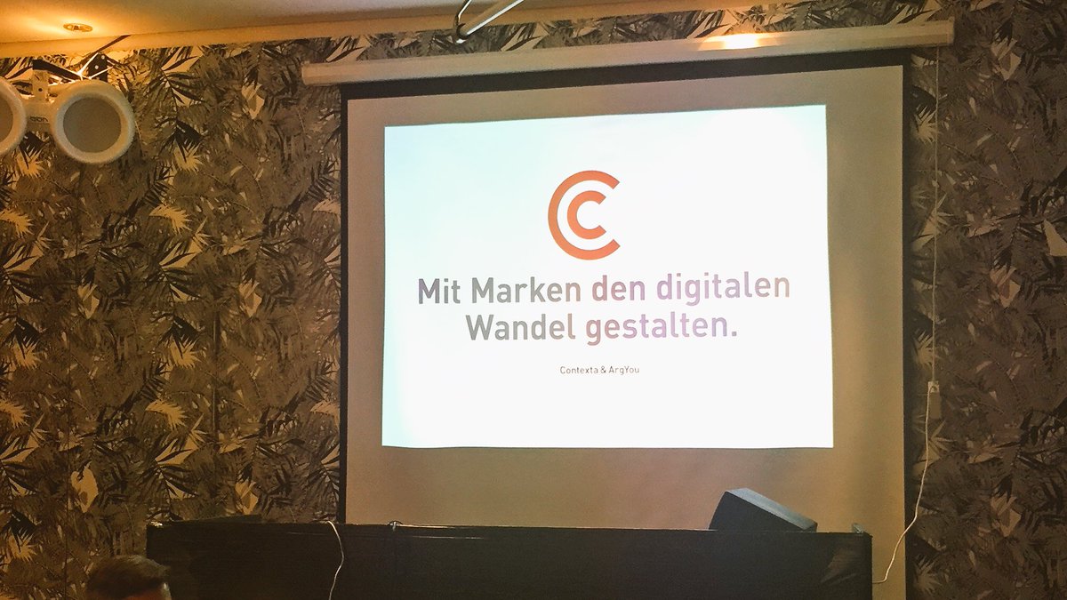 fhhwz's tweet photo. Joining one of the labs at #DiFe16 wirh #contexta #digitalbranding https://t.co/UJUglxIlth