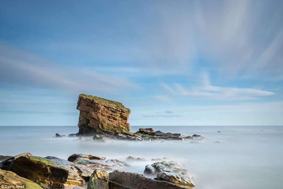 everycontainer's tweet image. David Head pictured Collywell Bay, Seaton Sluice, on the #Northumberland coast buff.ly/2cuiUf8