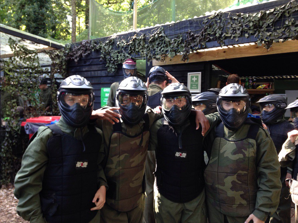 MrsAmyBarrett's tweet image. @CombatSplat Go team blue!