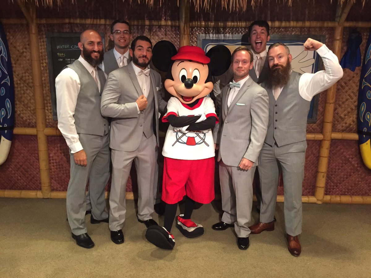 SuaveChuckieT's tweet photo. John Boy tied the knot. https://t.co/Q0hQvbTbB6