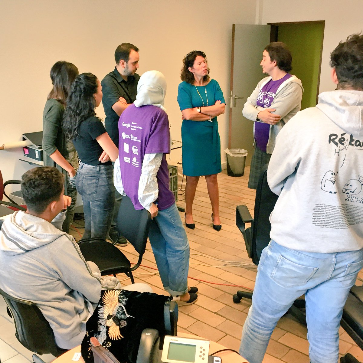 molengeek's tweet photo. Rencontre entre @BiancaDebaets et les équipes de #mobigeek @SmartCityBru https://t.co/XV6nJljRcw