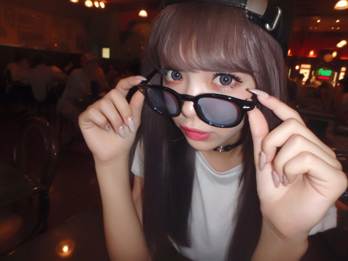 にこちゃんピンもどうぞ😈💋 ブラックわるるんびーむこーで。