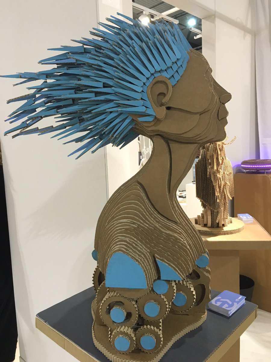NextMade's tweet photo. Scultura Sergio Gotti al Pad.10 stand F34 - @NextMade @homimilano https://t.co/mCPR51RxXp