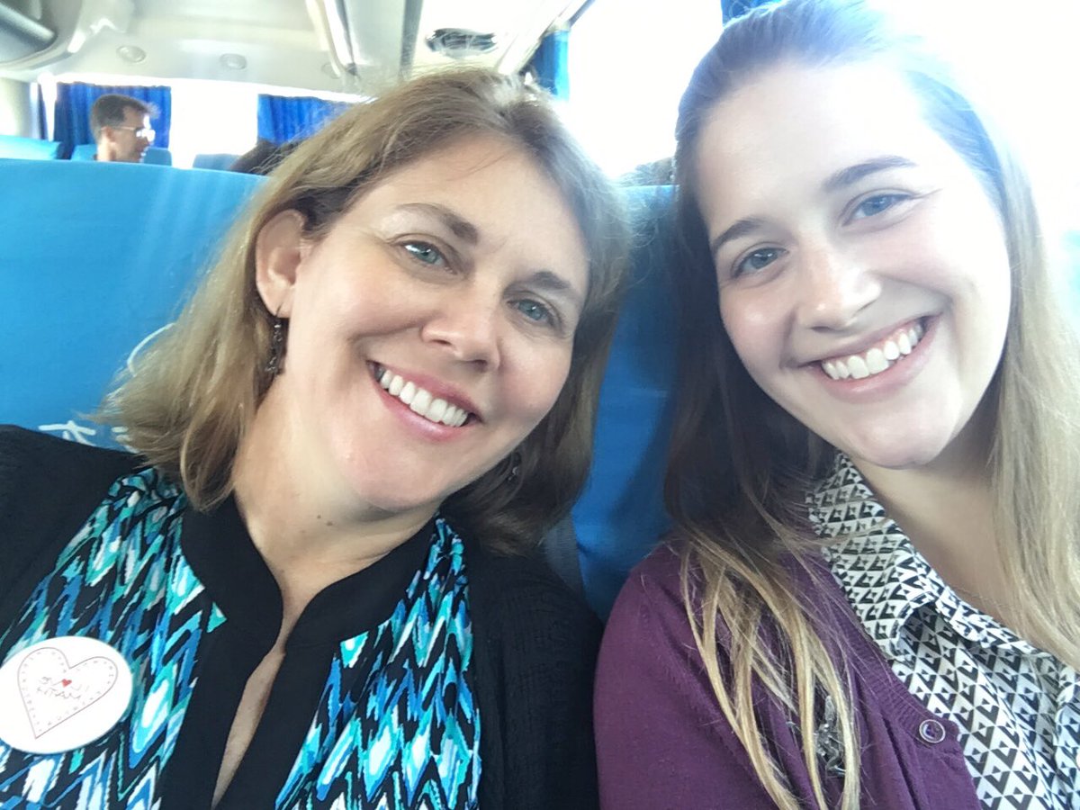 PoetLucySky's tweet photo. Happy teachers! #atplc #daretoteach #neverceasetolearn https://t.co/zswoJPQriq