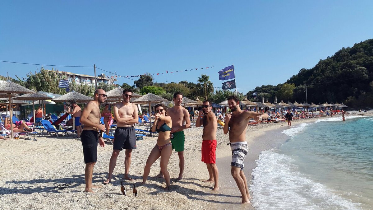 tassoskol's tweet image. @dezzo @TotalBoxer greek team @TChryso  @svompourdas @nounou_sid