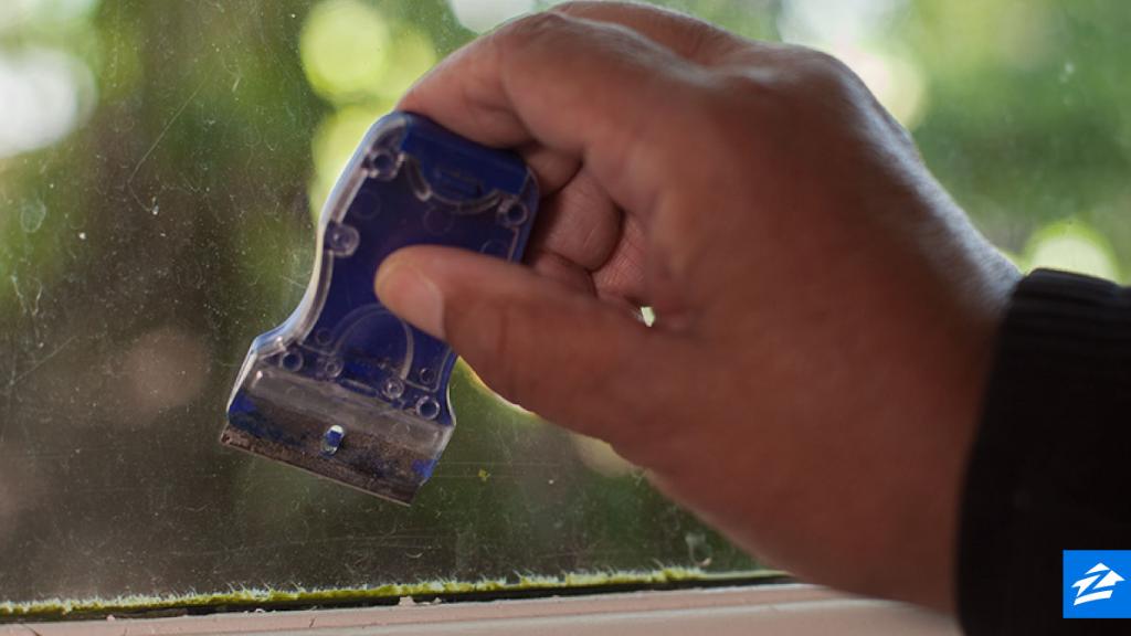 zillow's tweet photo. Turn yourself into a painting pro with these 3 sneaky tips: https://t.co/JKh0wf2aAD https://t.co/QU1Hmzxetq