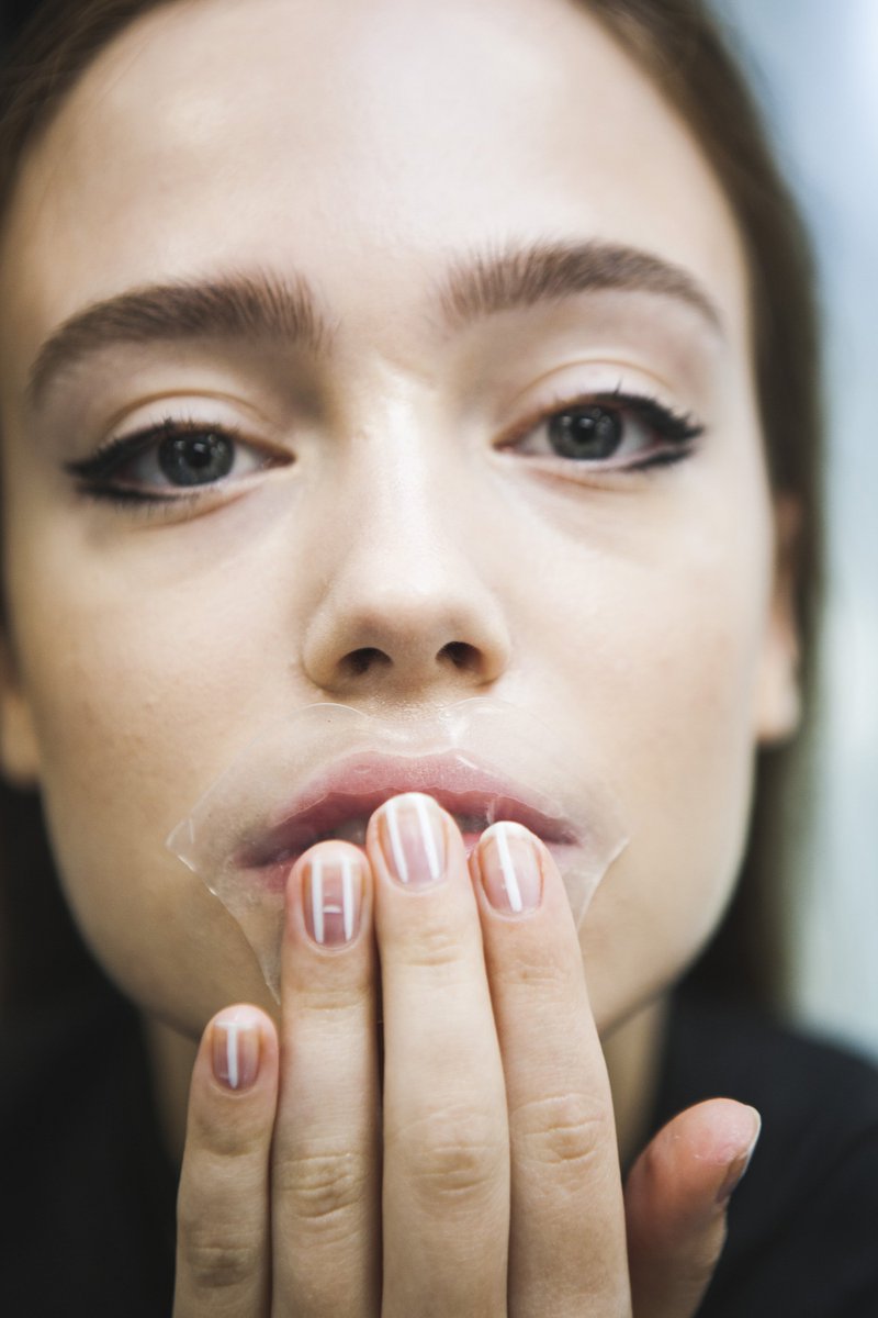 markuslupfer's tweet photo. Must have beauty! @skynICELAND transforming our models for our SS17 Presentation #LFW #MLSS17 https://t.co/UGIMbO31Xd