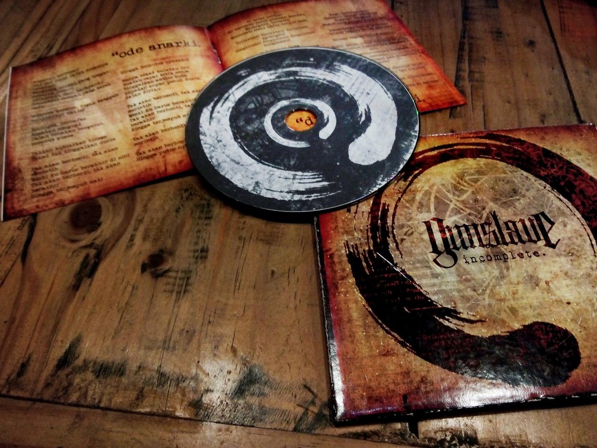 EP kita siap rilis per tanggal 19 Septermber 2016.
Info lebih lanjut bakal kita umumin besok. :)