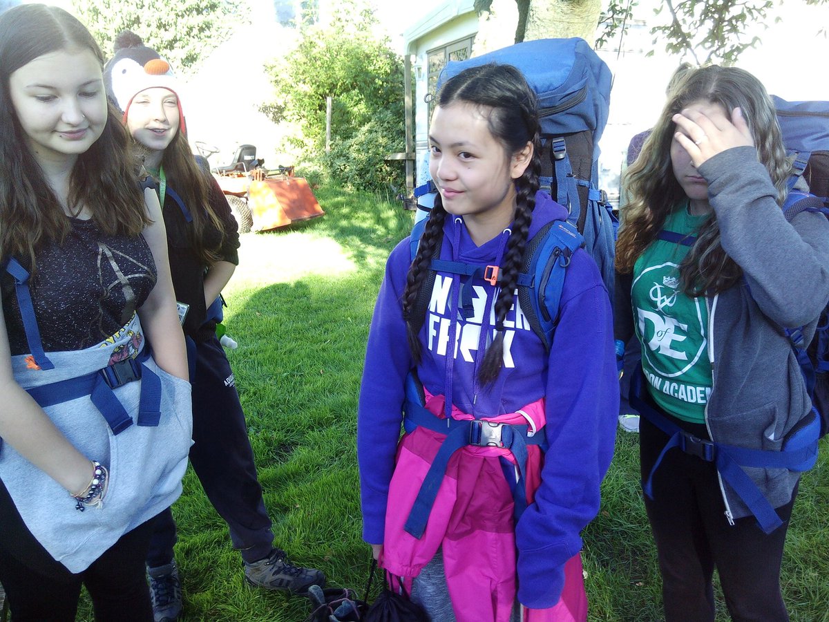 SA_OutdoorEdu's tweet photo. Our Silver DofE groups are on their qualifying expedition this weekend. Going well, great weather! #dofe https://t.co/vNbD3J01A6