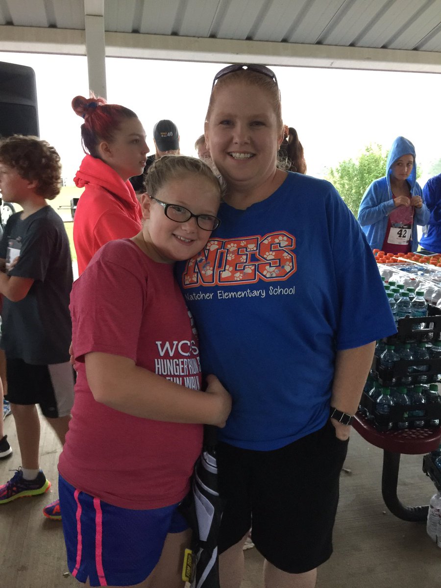 NatcherFRC's tweet photo. Appreciate the support for the @WCPS_SynergyCtr from our @NatcherElem staff #HungerRun2016 #wcpsleads #endhunger https://t.co/d8VLyMETw6