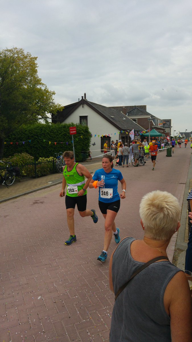 oranjecomite_eu's tweet photo. Mooi (parcours) weer voor de one en only  #marathon https://t.co/OlEAUQSwXo