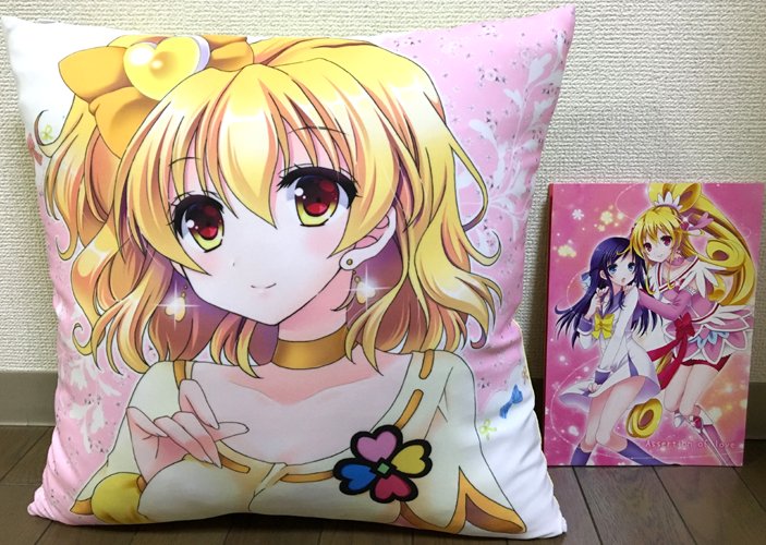 おかや レイフレ新作 パインちゃんクッションカバー作りました 45cm 45cm クッション の中身は付属していません 画像は表と裏 ３枚目はクッションの入った状態でb5本との大きさ比較参考です すべすべさらさらですぞ レイフレ15