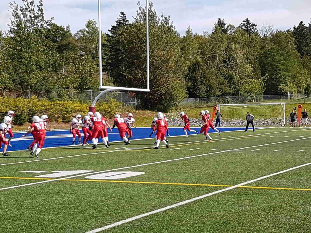 Big win for our football team this afternoon. 36-1 over Rothesay. Way to go Boys #STMProud <a href="/STM_Super_Saint/">St. Malachy's</a>
