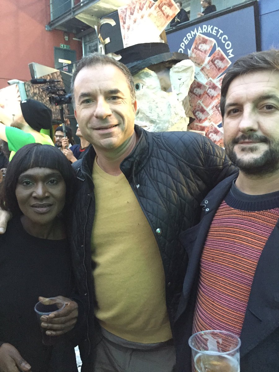 alanvibe's tweet image. Standing United Together Eleanor Judy @passingclouds @fabriclondon #SaveFabric #PassingCloudsForever #savenightlife