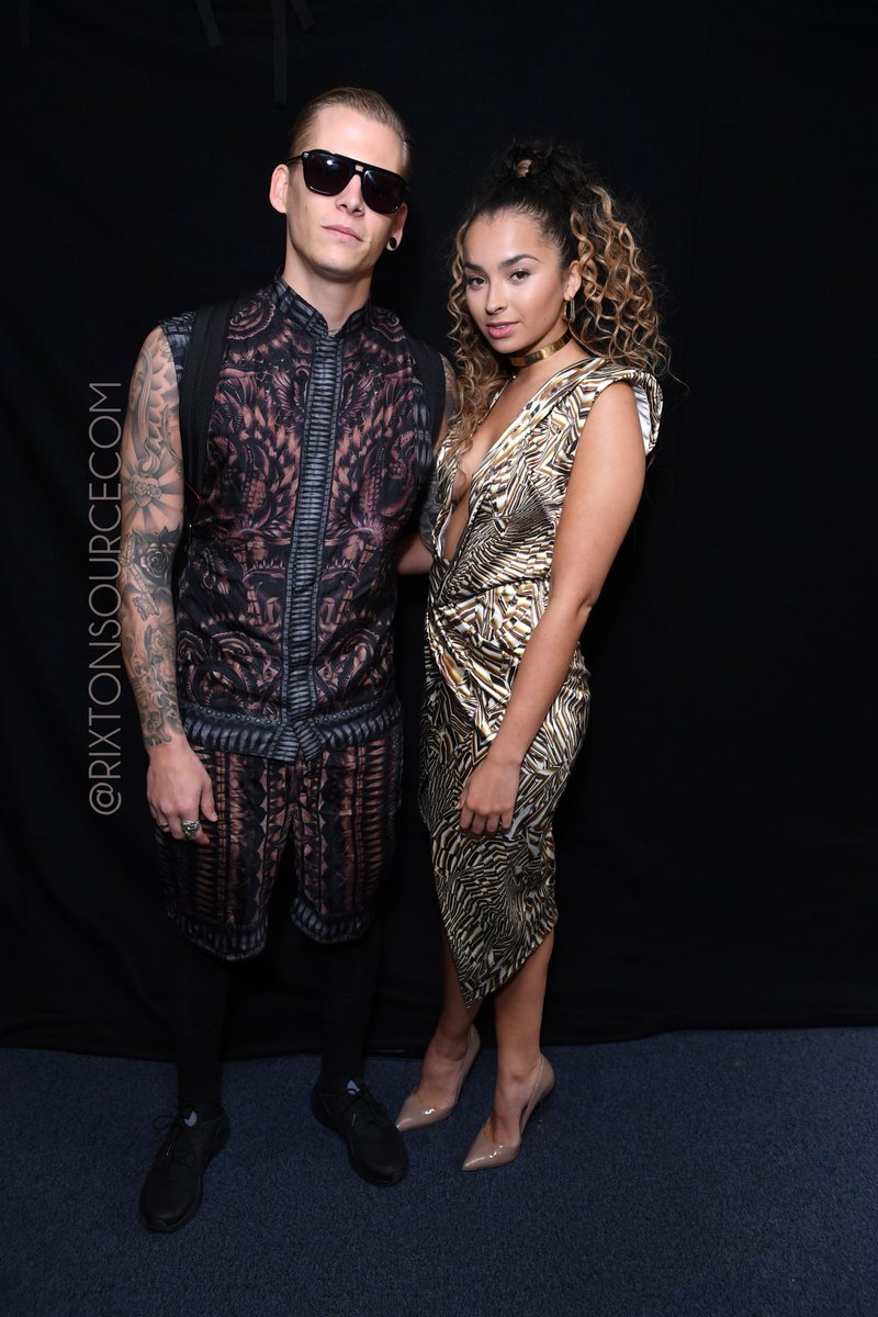 rixtonsourcecom's tweet image. Lewi and Ella at the Julien Macdonald show at the Seymour Leisure Centre