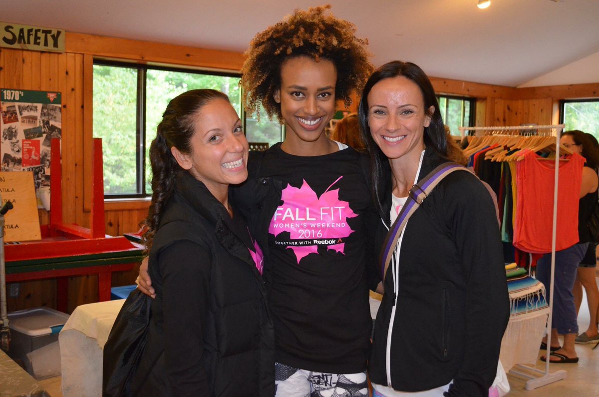 ReebokCanada's tweet photo. Our Reebok Ambassadors are at the #FallFitWomensWeekend and are excited to meet you! #HonourYourDays https://t.co/hQcagqoxHM