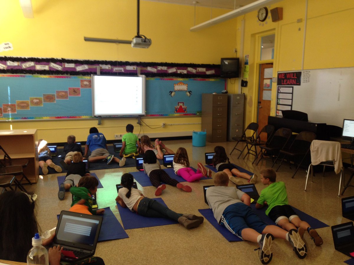 Whitney Romano tweet media