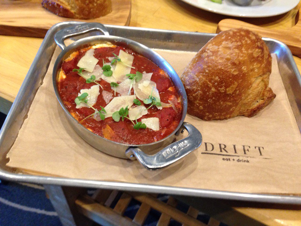 LaJollaCulinary's tweet photo. Goat Cheese Pomodoro @HyattRegLaJolla Drift https://t.co/HKJoX0DgF0