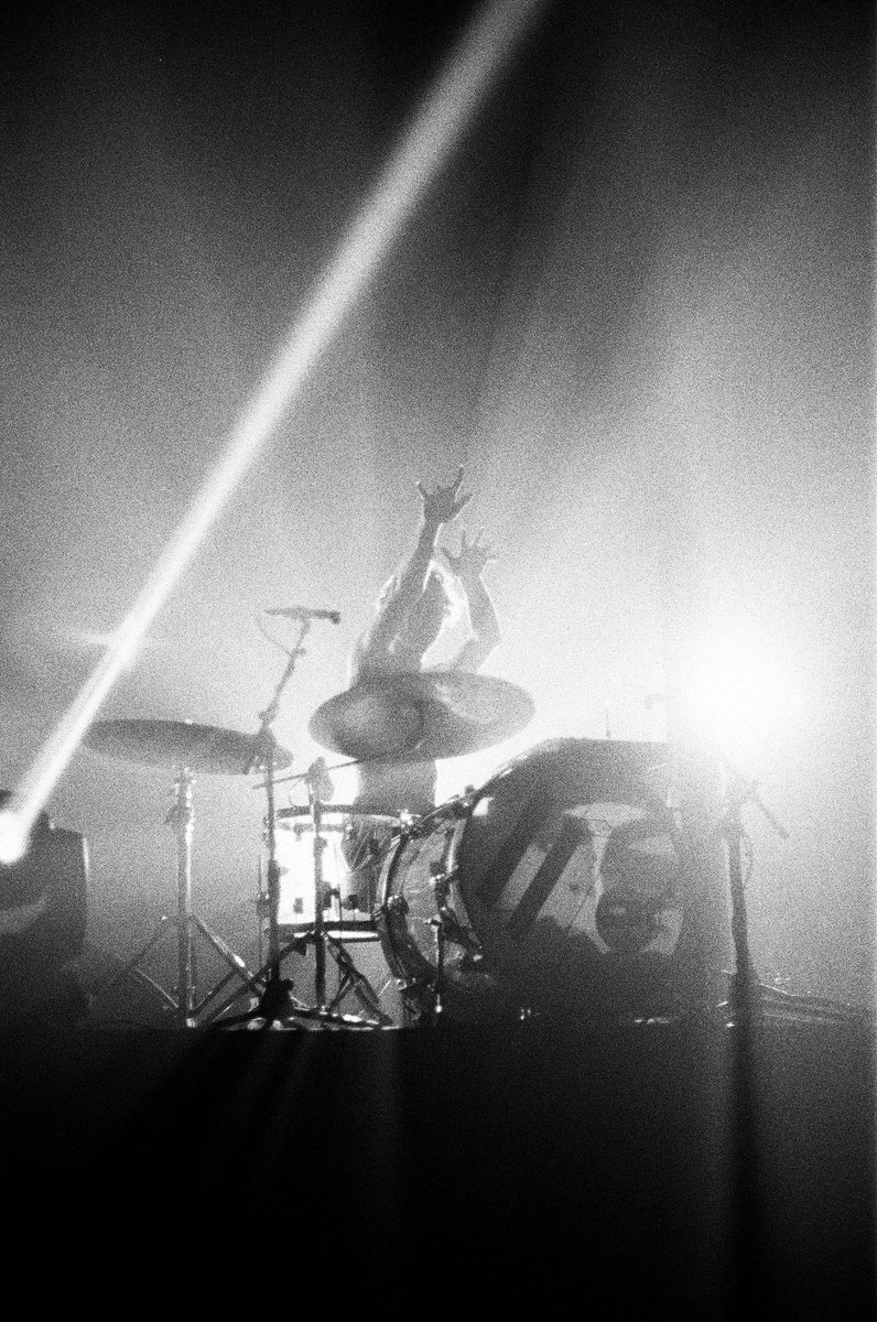 MadinRheims's tweet photo. Hyphen Hyphen - La Poule des Champs 2016
@HYPHENHYPHEN @lapouleDchamps  Canon AE1/Ilford HP5 #argentique https://t.co/2ldsvGu7wt