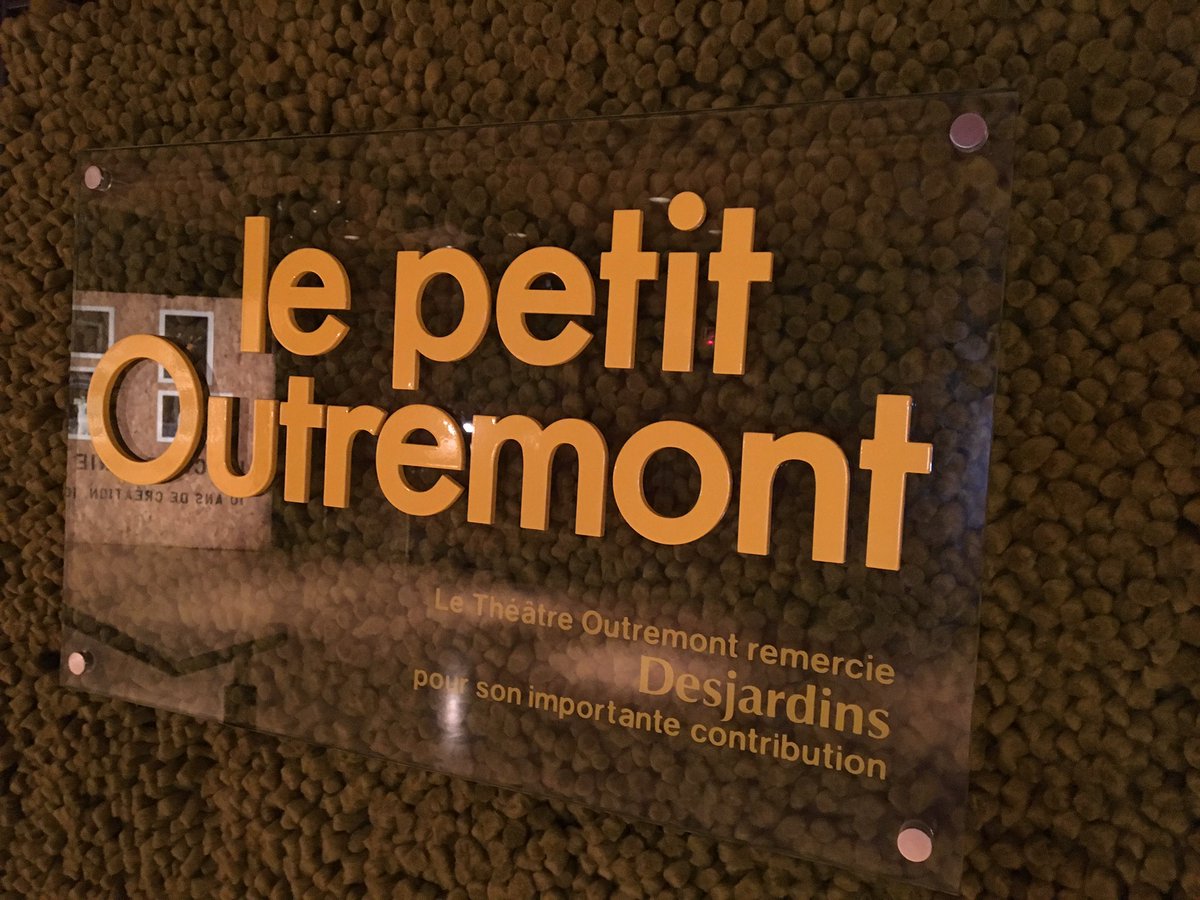LaOtraOrillaMTL's tweet photo. Ça y'est! Nous avons 10 ans 🎂 
Olé! 🍾 @FestFlamencoMTL @theatreoutremon https://t.co/htkZOno644