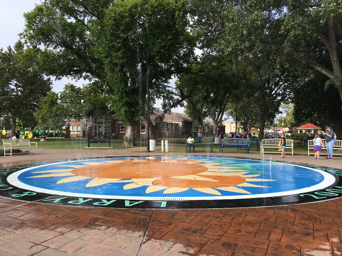 KansasStateFair's tweet photo. How long has it been since you played in the fountains? Now's your chance? #ksf16 #blastcall https://t.co/tDlHjI4fKD