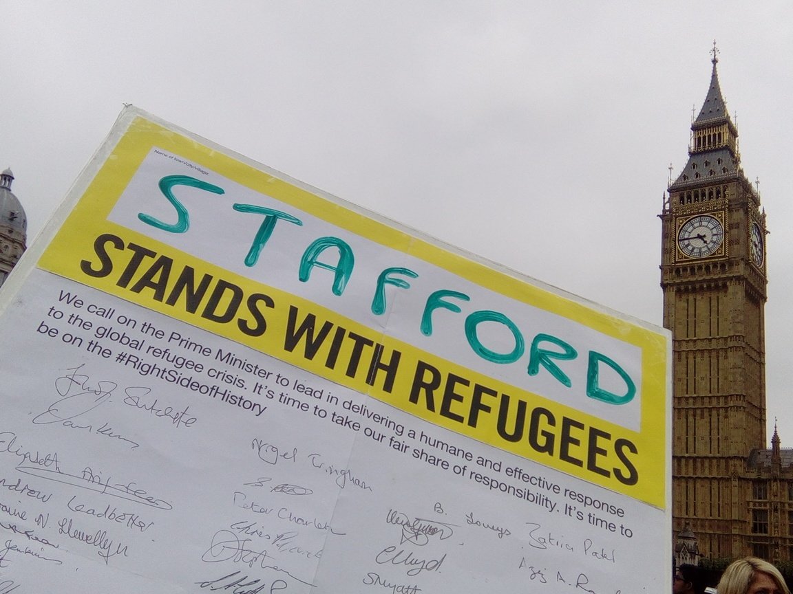 Voice_of_Salam's tweet photo. #Stafford #Amnesty and @SWRefugees in Parl. Square - awesome Syrian music #westandwithrefugees #RightSideofHistory https://t.co/LbLBsdxvk5