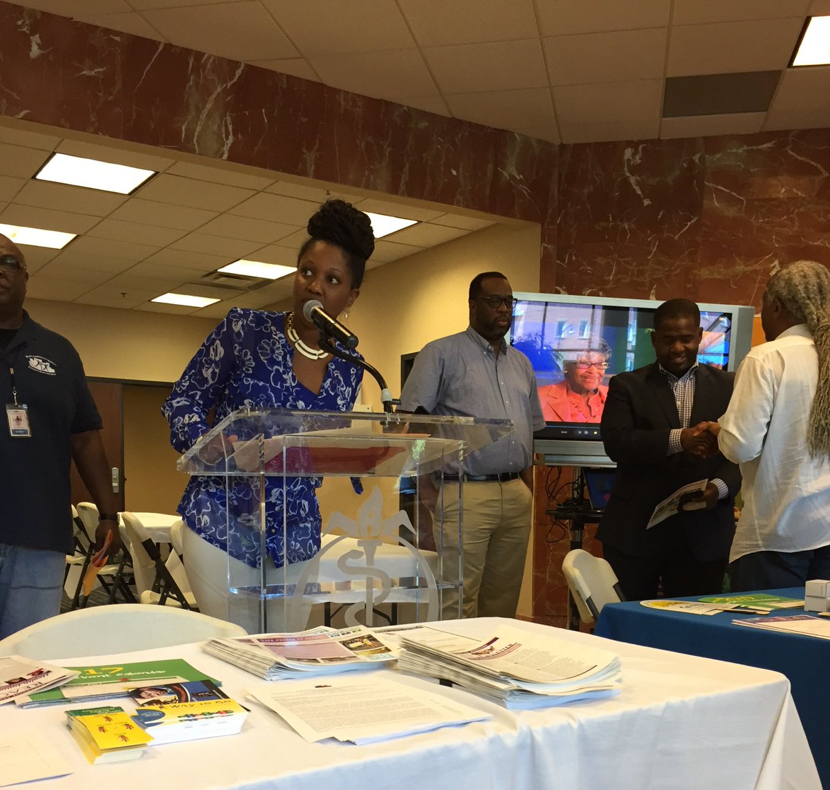 msm_prc's tweet photo. Our Dr. Akintobi introducing Atlanta City Council president @ceasarcmitchell.
#msmprc #msmhealthequity #ced2016 https://t.co/edehK56vzs