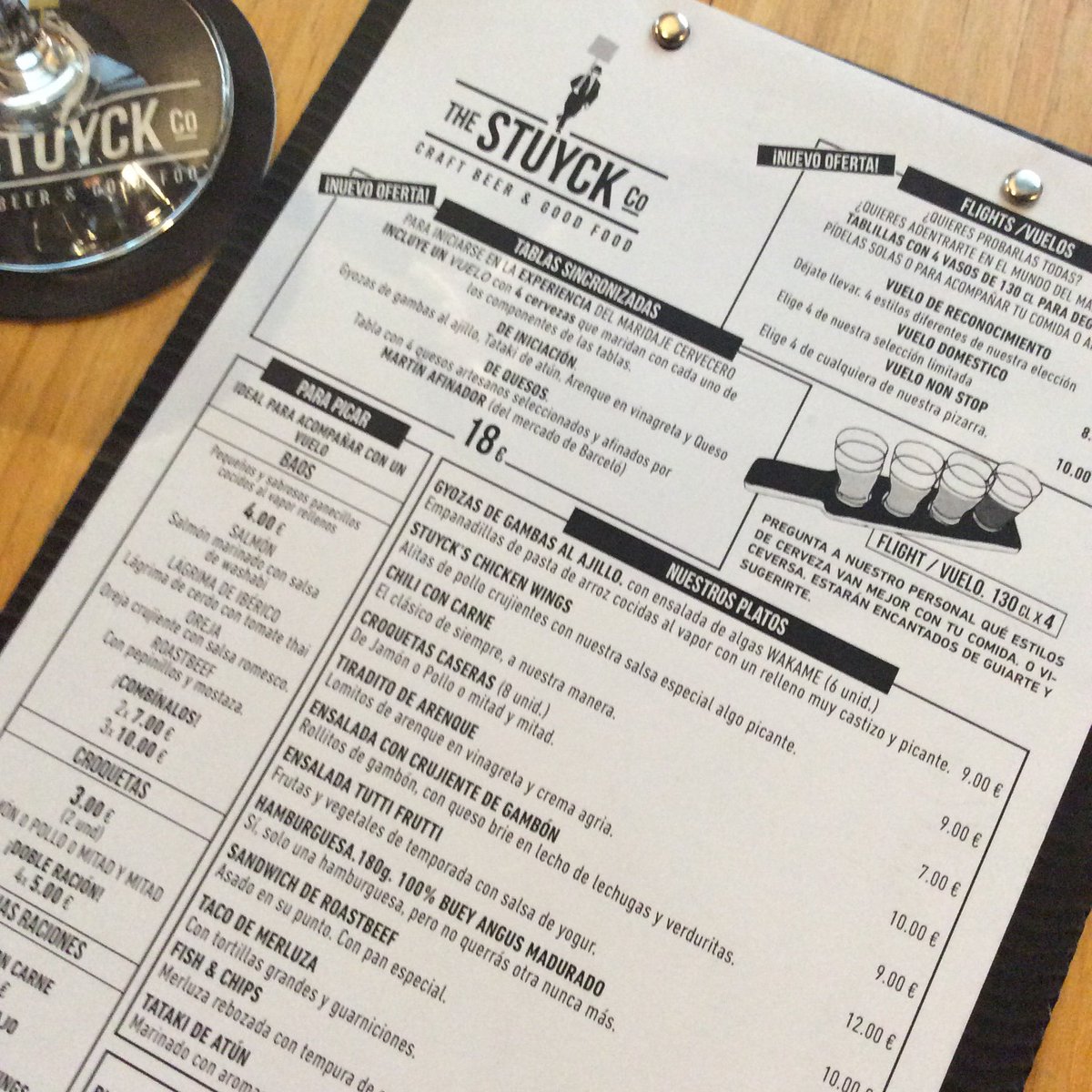 ¿Qué haces esta noche? Cervezas artesanas y comida para cerveza. Pregunta por nuestros VUELOS para probar todas.