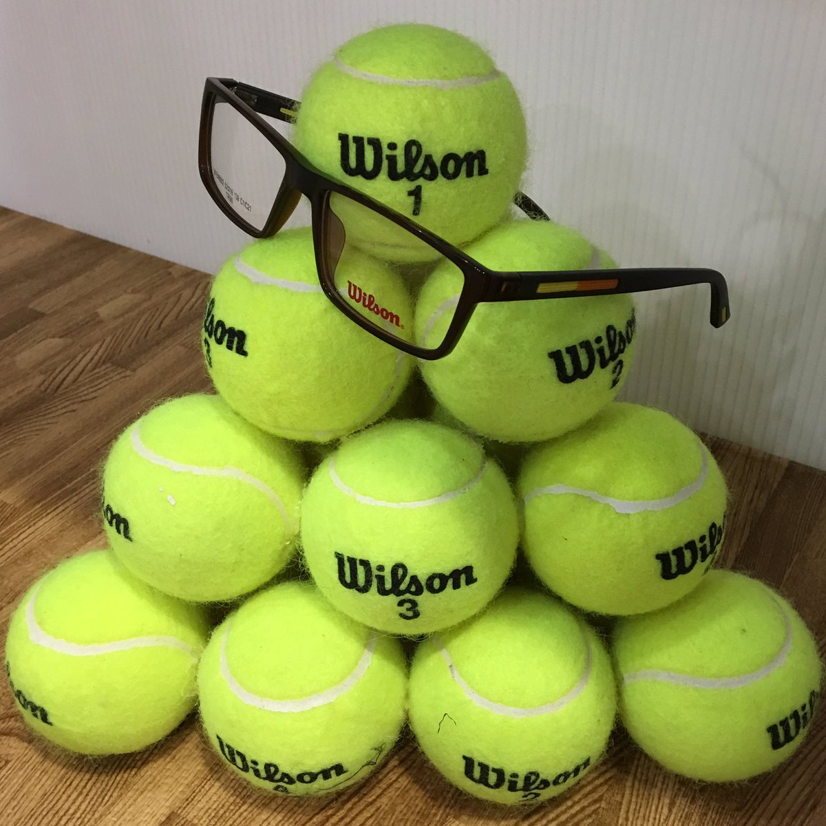 foreverglasses_'s tweet photo. 🎾This sporty style frame is perfect for today’s modern male 😎⚽️ #Wilson #ForeverGlasses #ShopOnline https://t.co/N3W3NPfTiP