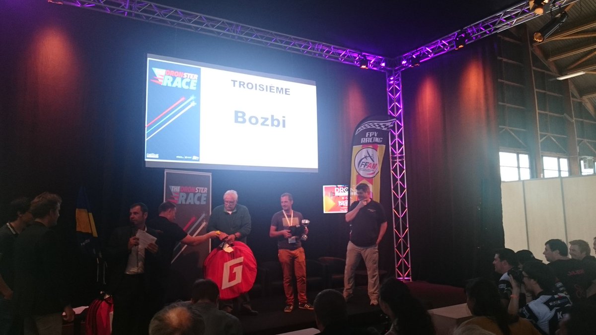 Le pilote Bozbi arrive en 3e position de la #dronesterrace #DroneExperience
